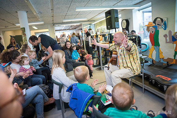 Sløngendag Lørdag - web - fotograf Per Bille-20170520-3469