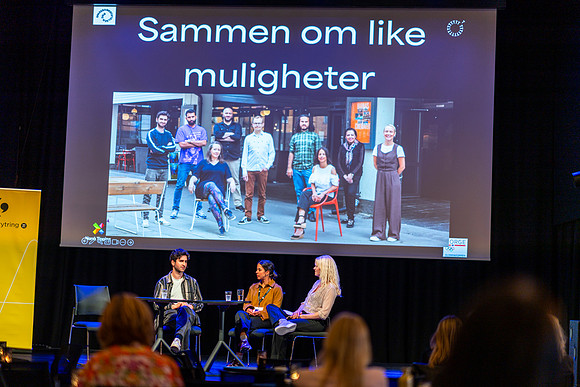 Stemning Mandag-web-Fotograf Per Bille-20250623-AAA00111
