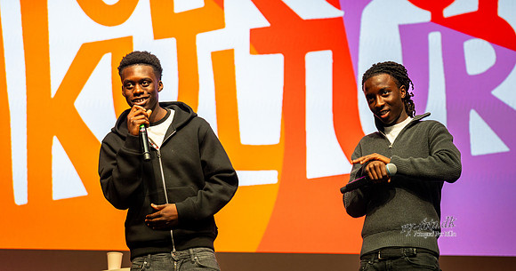 Carte Blanche- poeterna Nasir Sarr och Marx Mukaru, Folk och Kutur torsdag, Volvo CE Arena-web- Fotograf Per Bille-februar 05, 2026AAA07549
