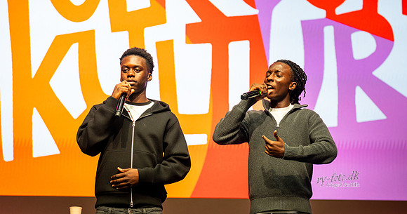 Carte Blanche- poeterna Nasir Sarr och Marx Mukaru, Folk och Kutur torsdag, Volvo CE Arena-web- Fotograf Per Bille-februar 05, 2026AAA07577