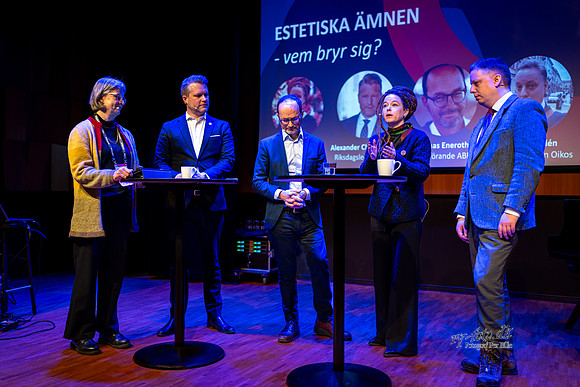 ESTETISKA ÄMNEN – VEM BRYR SIG, Folk och Kutur torsdag, SCENKONST SÖRMLAND-web- Fotograf Per Bille-februar 05, 2026DSC00179