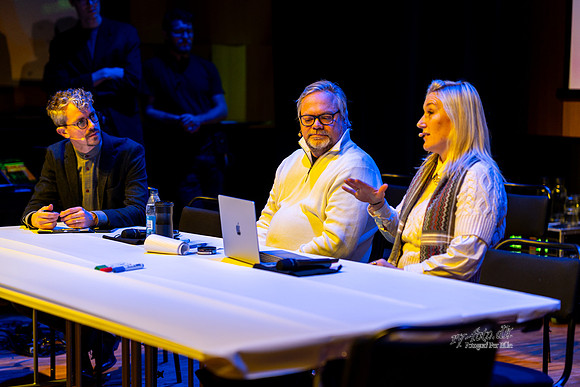 AI och MAKTEN ÖVER MUSIKEN, Folk och Kutur torsdag, SCENKONST-web- Fotograf Per Bille-februar 05, 2026AAA06868