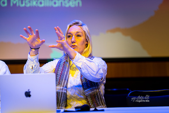AI och MAKTEN ÖVER MUSIKEN, Folk och Kutur torsdag, SCENKONST-web- Fotograf Per Bille-februar 05, 2026AAA06871