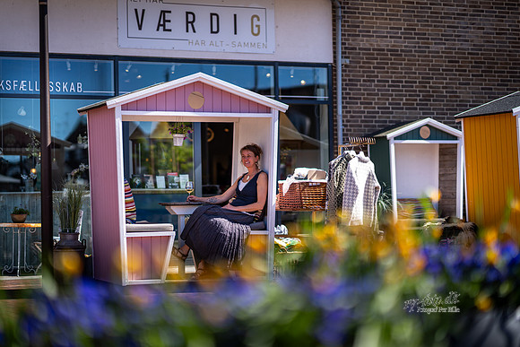 Butik Værdig, Bytorvet, Lille Ryhavn, Ry-web- Fotograf Per Bille-20260501-AAA00944