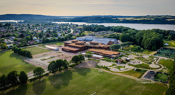 Ry - Søhøjlandets Skole og Børnehus-web- Fotograf Per Bille-20260711-DJI_20260711193836_0111_D-HDR-Pano