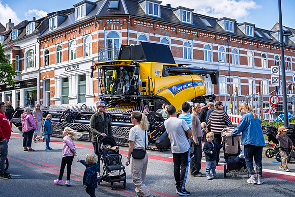 Skanderborg City - Landmænd kommer til byen-web- Fotograf Per Bille-20260606-AAA09299