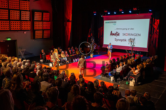 Skanderborg Modeshow-web - Fotograf_Per_Bille-20230321DSC05430