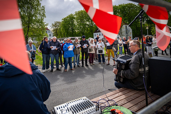 Flok 1 år-web-fotograf Per Bille-20250504AAA02026