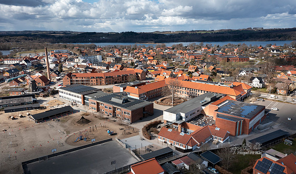 Drone, mølleskolen, Ry -print-Fotograf Per Bille-20210412-DJI_0350