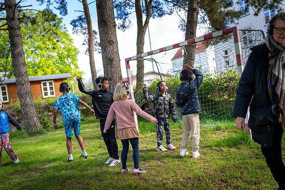 Flok 1 år-web-fotograf Per Bille-20250504AAA02213