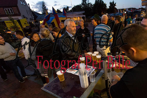 Ry By Night-20150828-8473