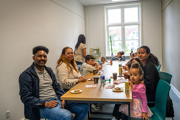 Flok 1 år-web-fotograf Per Bille-20250504AAA02108
