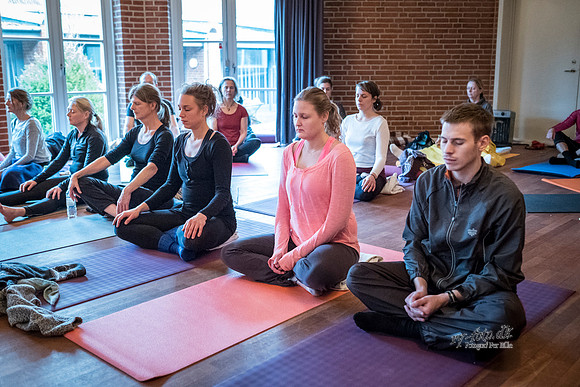 print - yoga på Hotel Ry - Fotograf Per Bille-20170107-4644