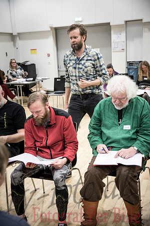 Røde orm kostume og øvning - web - Fotograf Per Bille-20170402-0012