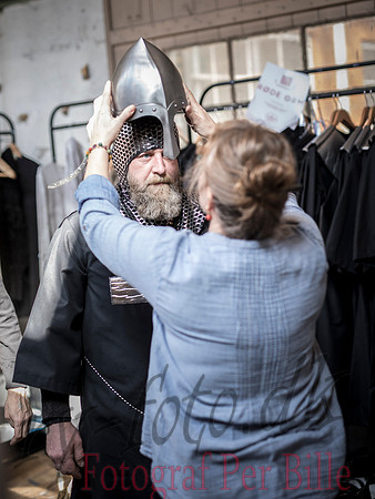 Røde orm kostume og øvning - web - Fotograf Per Bille-20170402-9820