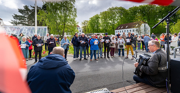 Flok 1 år-web-fotograf Per Bille-20250504AAA02018