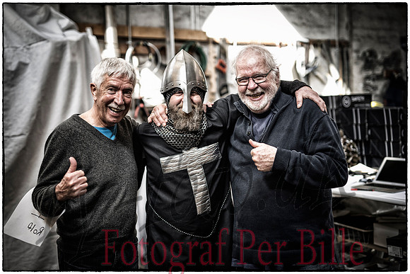 Røde orm kostume og øvning - web  med filter - Fotograf Per Bille-20170402-9837