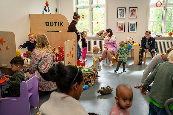 Flok 1 år-web-fotograf Per Bille-20250504AAA02103