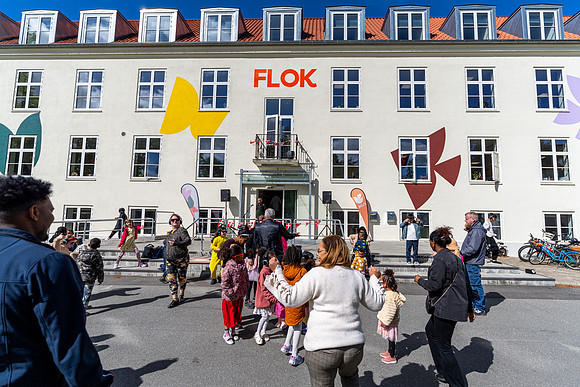 Flok 1 år-web-fotograf Per Bille-20250504AAA02323
