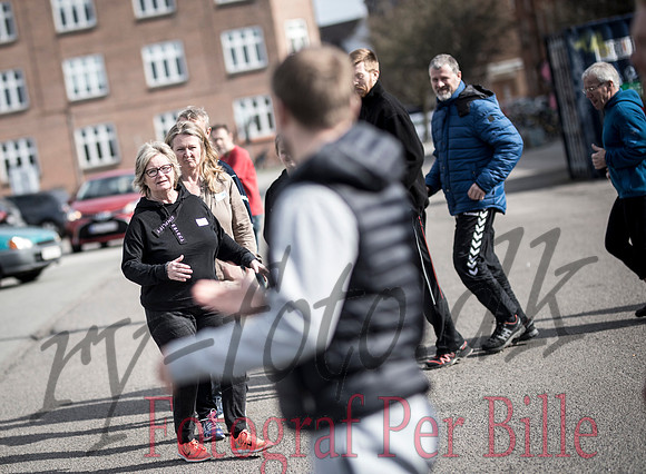 Røde orm kostume og øvning - web - Fotograf Per Bille-20170402-9629