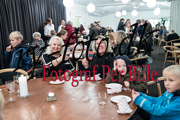 Juletræstænding Ry 2017 - print- Fotograf Per Bille-20171124-2287