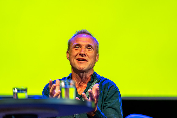 Keynotes med Stefan Wallin og Jette Christensen-web-Fotograf Per Bille-20250623-DSC02665