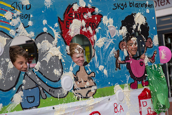 Ry by night 2012-8085