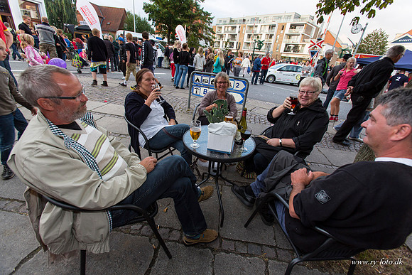 Ry by night 2012-8270