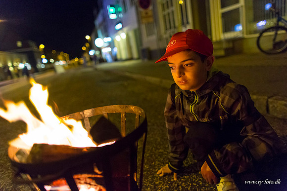 Ry by night 2012-8506