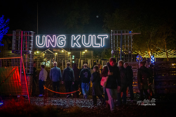 Ung Kult stemning-PRINT-Fotograf Per Bille-20240823DSC09176