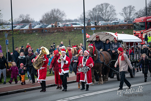 Juletræestænding Ry 2019  - web  - Fotograf Per Bille-20191117-00844