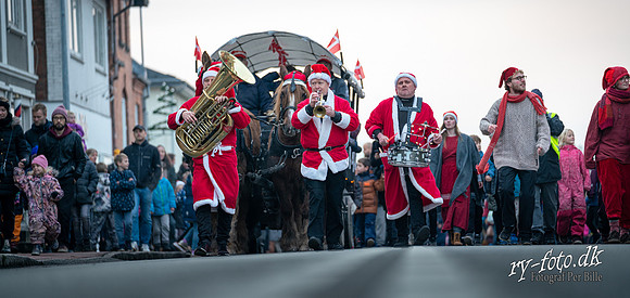 Juletræestænding Ry 2019  - web  - Fotograf Per Bille-20191117-00853