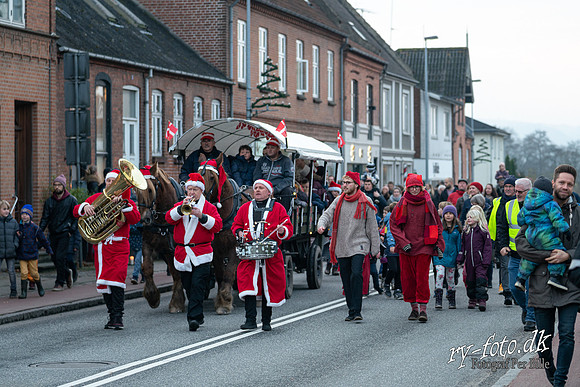 Juletræestænding Ry 2019  - web  - Fotograf Per Bille-20191117-00877