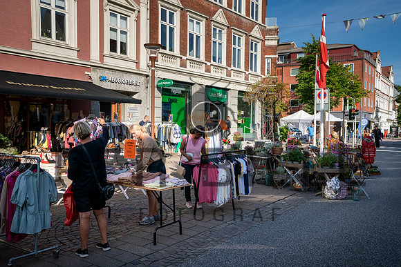 Markedsdag, Skanderborg City- print - Fotograf Per Bille-20210904-DSA00690