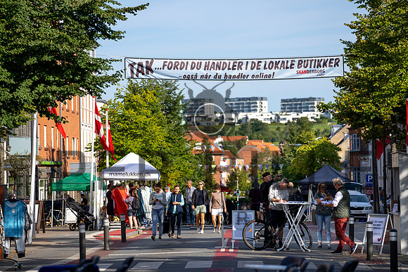 Markedsdag, Skanderborg City- print - Fotograf Per Bille-20210904-DSC05939