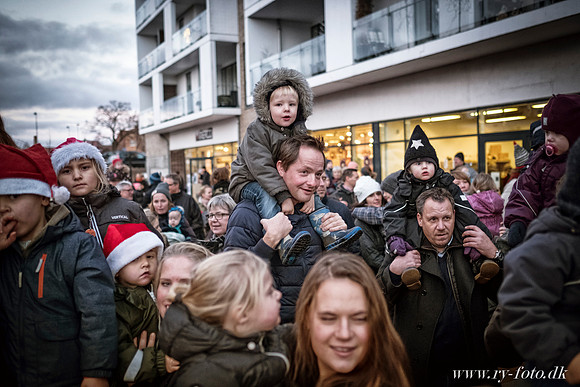 web Juletræstænding mm- fotograf Per Bille-2-13