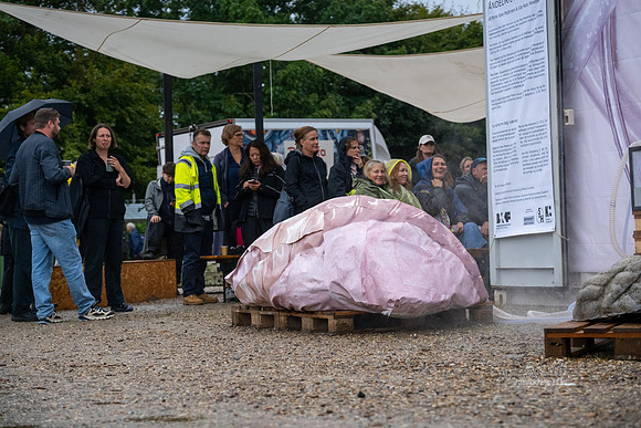 Kunst camp - invasive øster- vejrtrækning og vand - Åndedrætsmaskkinen-web-Fotograf Per Bille-20230823DSC03384