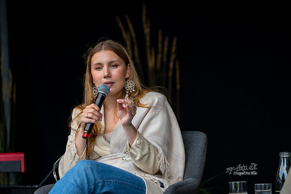 Ella Marie Hætta Isaksen-web- Fotograf Per Bille-20240822DSC08092