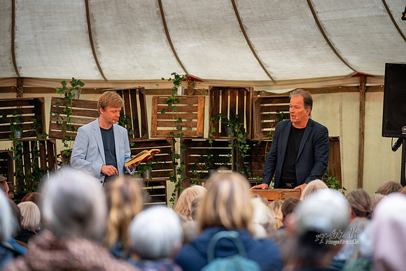 Kjell Westtö i samtale med ClementKjersgaard-print-Fotograf Per Bille-20240822DSC08265