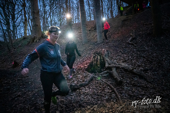Ladies Mud Race -web m logo - Fotograf Per Bille-20190327-7510
